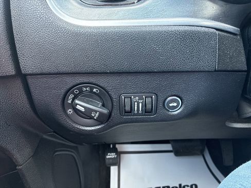 Used 2018 Dodge Charger R/T image 22