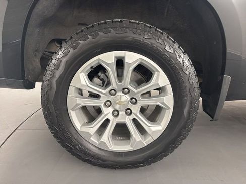 Used 2022 Chevrolet Silverado 1500 LTZ w/ Technology Package image 10