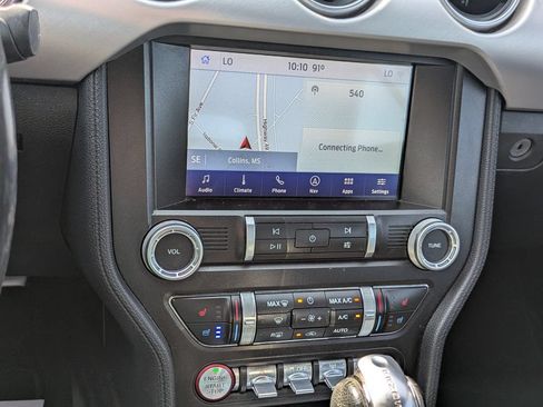 Used 2020 Ford Mustang GT Premium RWD image 12