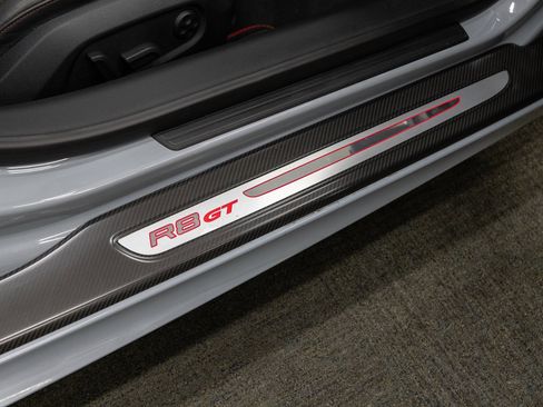 Used 2012 Audi R8 GT image 21