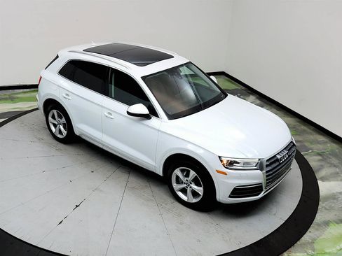 Used 2020 Audi Q5 2.0T Premium w/ Convenience Package AWD/4WD image 33