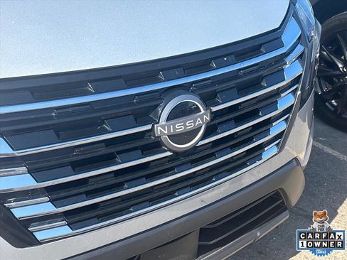Used 2025 Nissan Rogue S FWD image 20