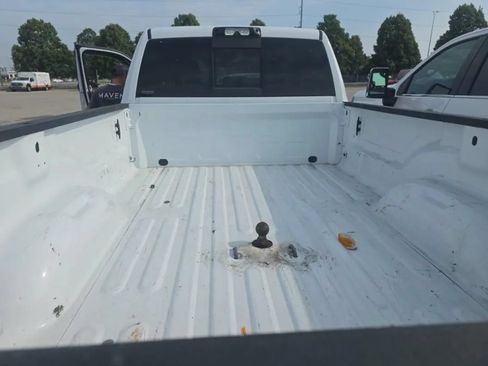 Used 2022 RAM 3500 Laramie AWD/4WD image 14