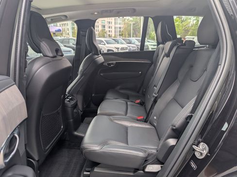 Used 2023 Volvo XC90 T8 Ultimate w/ Lounge Package AWD/4WD image 28