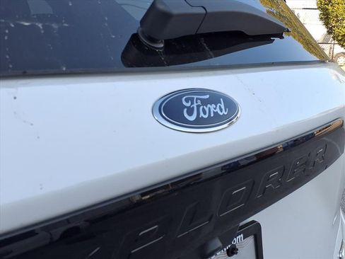 Used 2024 Ford Explorer ST w/ Equipment Group 401A AWD/4WD image 34