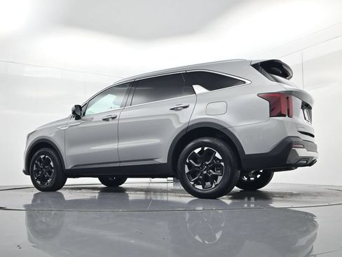 Certified 2026 Kia Sorento S AWD/4WD image 43
