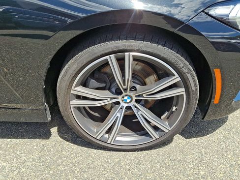 Used 2024 BMW 330i xDrive Sedan w/ Premium Package AWD/4WD image 8