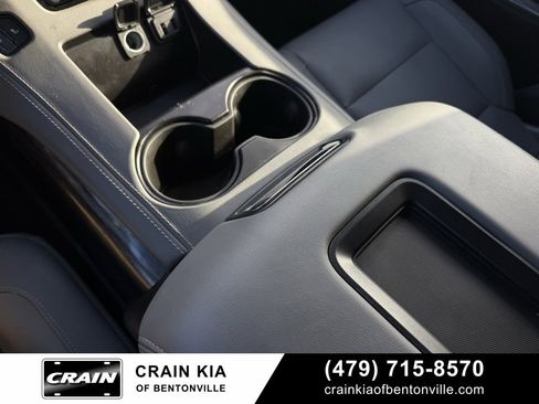 Used 2019 Chevrolet Suburban LT w/ LT Signature Package image 20