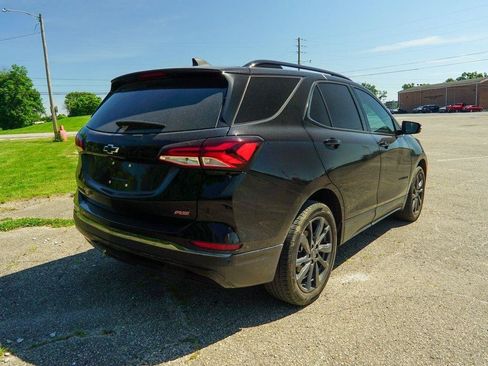 Used 2023 Chevrolet Equinox RS AWD/4WD image 3