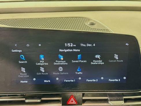 Used 2023 Hyundai Elantra SEL w/ Convenience Package image 13