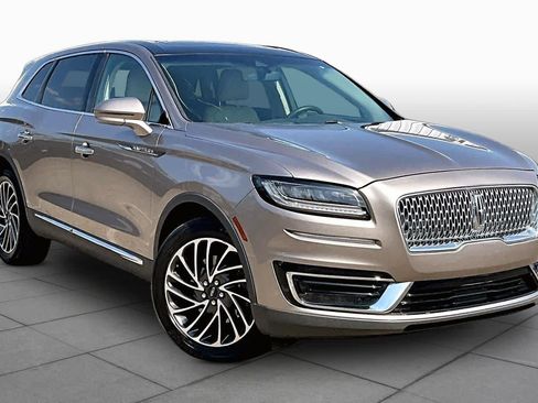 Used 2019 Lincoln Nautilus Reserve AWD/4WD image 3