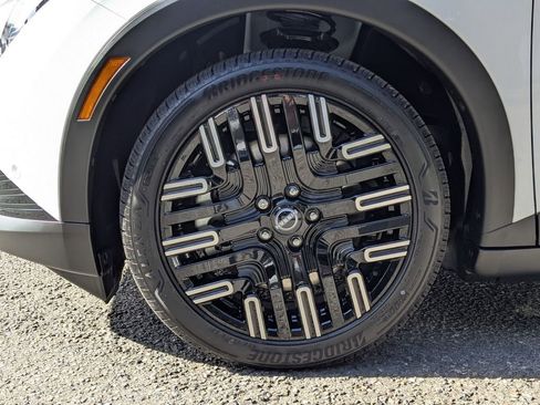 New 2026 Nissan Leaf Platinum+ FWD image 9