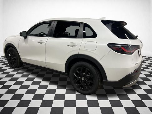 Used 2023 Honda HR-V Sport image 6