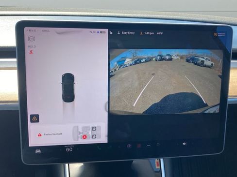 Used 2021 Tesla Model Y Long Range AWD/4WD image 21