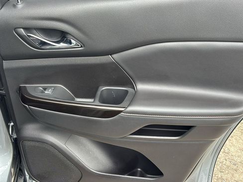 Certified 2023 GMC Acadia AT4 w/ Preferred Package image 21