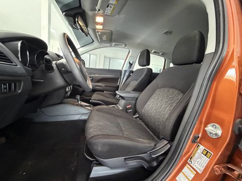 Used 2022 Mitsubishi Outlander Sport SE image 24