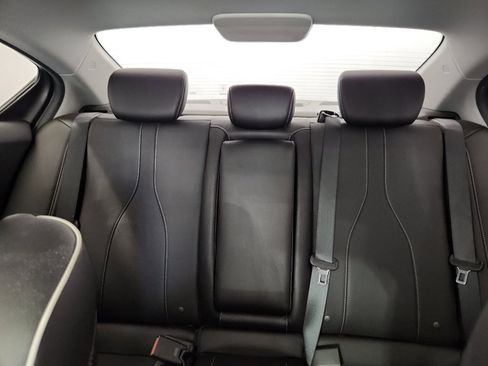 Certified 2019 Acura ILX w/ Premium Package image 29