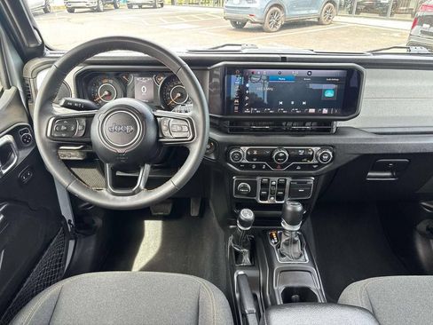 Used 2024 Jeep Wrangler Unlimited Sport AWD/4WD image 13