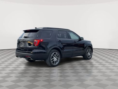 Used 2017 Ford Explorer Sport image 8
