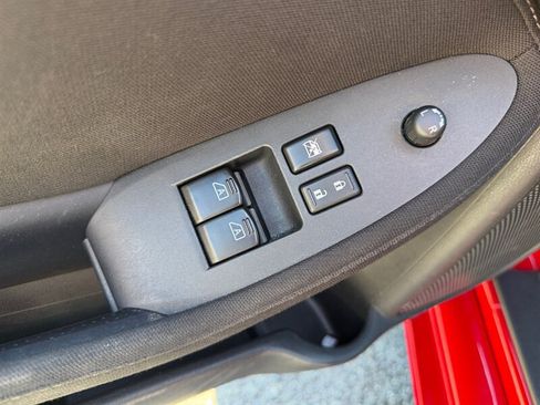 Used 2016 Nissan 370Z Touring RWD image 19