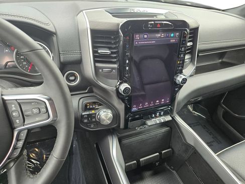 Used 2026 RAM 1500 Laramie AWD/4WD image 21