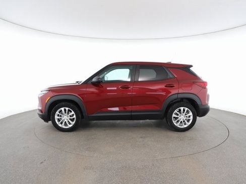 Used 2025 Chevrolet TrailBlazer LS w/ LS Convenience Package image 6