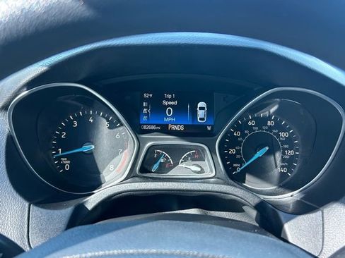 Used 2018 Ford Focus SEL image 19