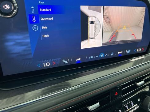 Used 2025 Chevrolet Suburban RST w/ Comfort Package image 15