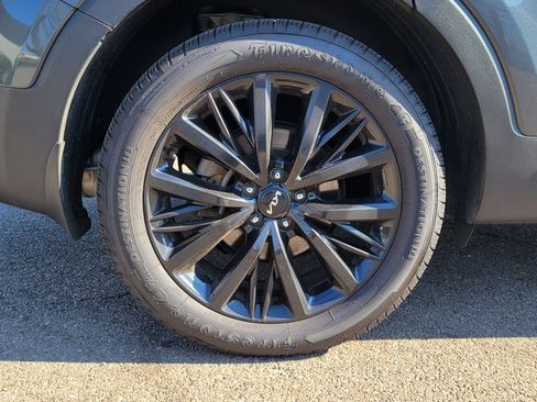 Used 2022 Kia Telluride SX FWD image 5