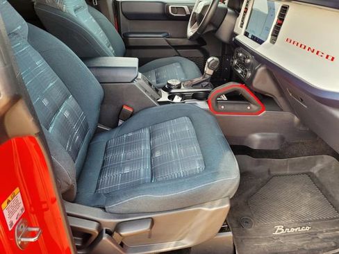 Used 2024 Ford Bronco Heritage Edition image 26