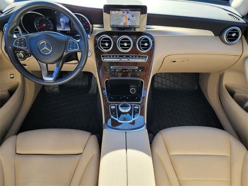 Used 2018 Mercedes-Benz GLC 300 image 11