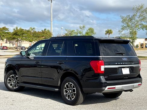 Used 2024 Ford Expedition XLT AWD/4WD image 25