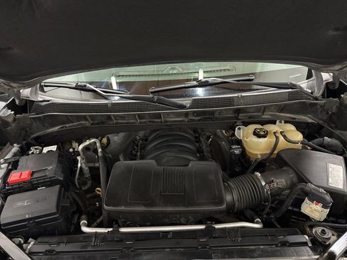 Used 2020 Chevrolet Silverado 1500 LT w/ Texas Edition RWD image 44