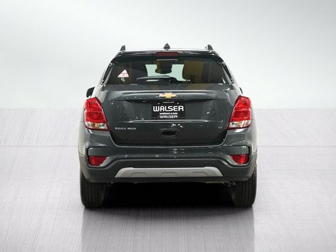 Used 2020 Chevrolet Trax LT w/ LT Convenience Package AWD/4WD image 4