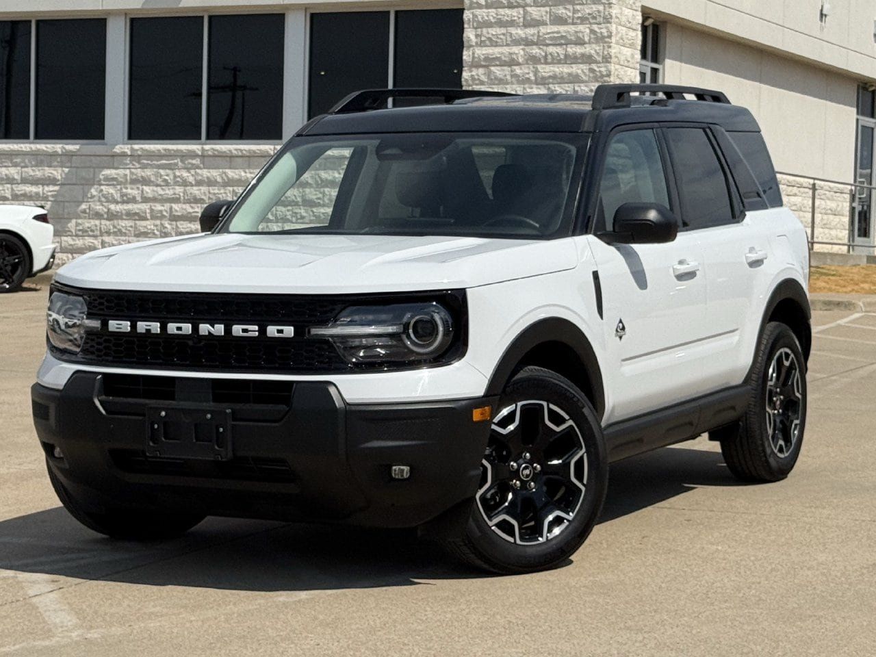 Certified 2025 Ford Bronco Sport Outer Banks AWD/4WD image 2