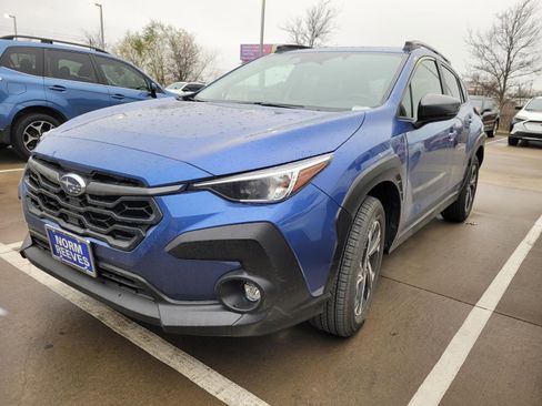 Used 2025 Subaru Crosstrek 2.0i Premium image 1