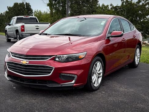 Used 2018 Chevrolet Malibu LT FWD image 12