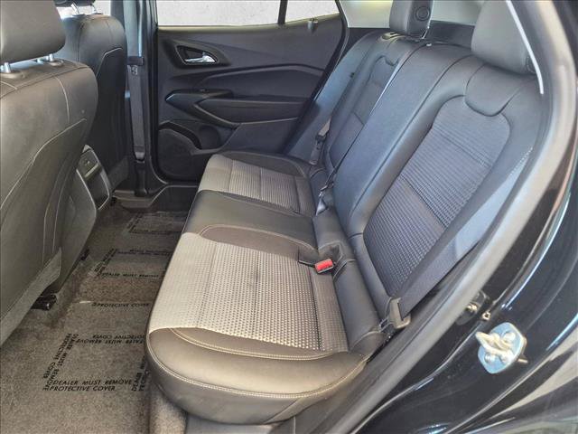 Used 2025 Chevrolet Trax LT FWD image 24