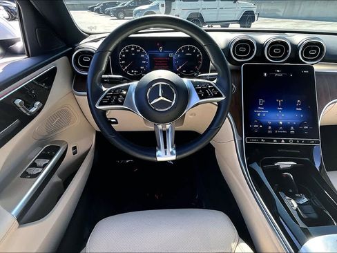 Used 2024 Mercedes-Benz C 300 Sedan image 6