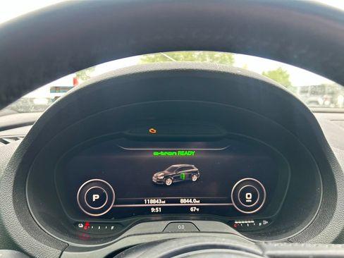 Used 2017 Audi A3 e-tron Premium Plus w/ Technology Package FWD image 26