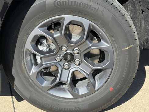 New 2025 Ford Maverick XLT image 32