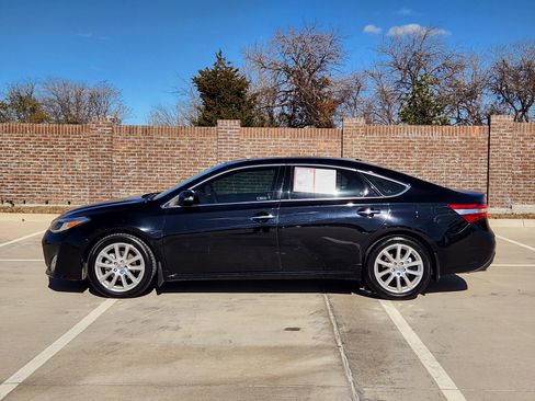 Used 2013 Toyota Avalon XLE image 5
