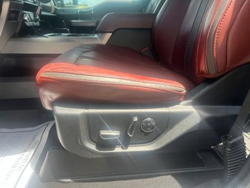 Used 2019 Ford F250 Platinum w/ Platinum Ultimate Package AWD/4WD image 17