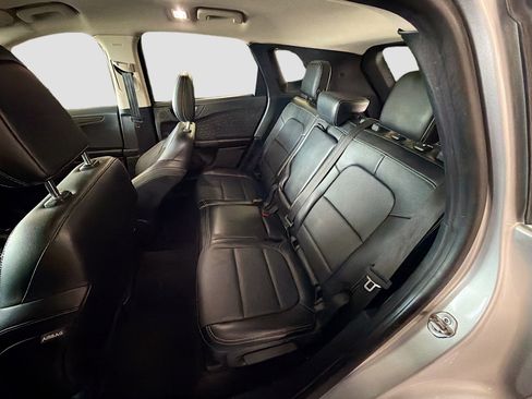 Used 2020 Ford Escape Titanium AWD/4WD image 29