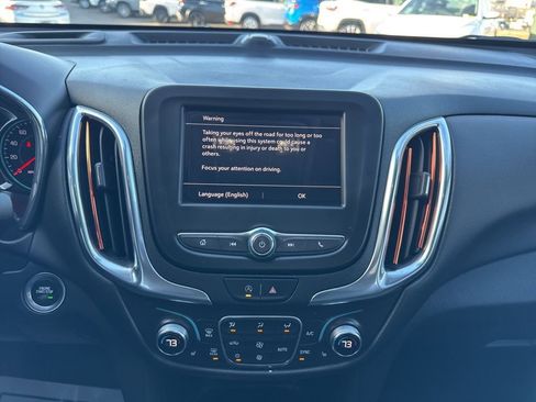 Used 2023 Chevrolet Equinox LT image 27