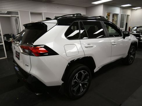Used 2023 Toyota RAV4 XSE w/ Weather Package AWD/4WD image 7