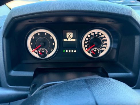 Used 2014 RAM 1500 Express image 25