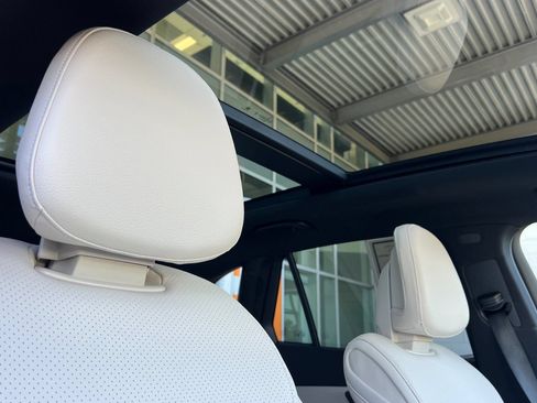 Certified 2026 Mercedes-Benz GLC 300 4MATIC image 22