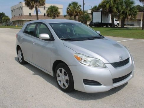 Used 2009 Toyota Matrix FWD image 31