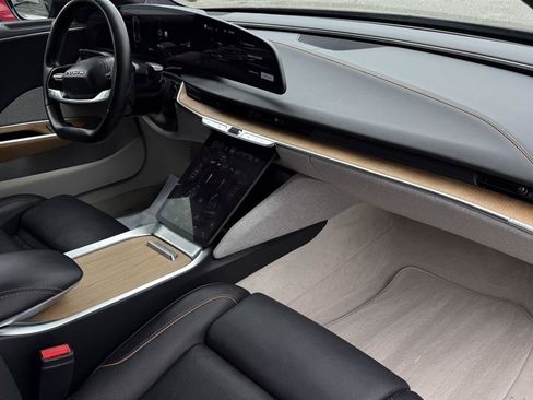 Used 2023 Lucid Air Touring AWD/4WD image 43